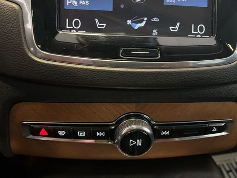 Used 2020 Volvo XC90 T6 Inscription image 32