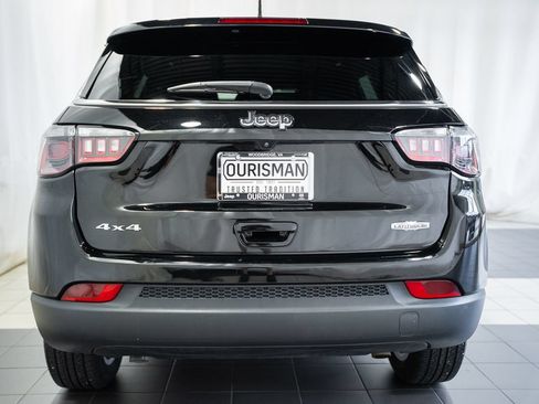 Certified 2023 Jeep Compass Latitude AWD/4WD image 5