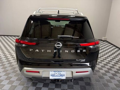Used 2022 Nissan Pathfinder Platinum w/ Lighting Package (N92) AWD/4WD image 10