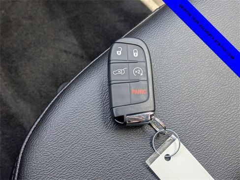 New 2025 Jeep Compass Latitude w/ Sun & Sound Group image 26