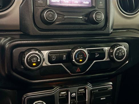 Used 2020 Jeep Wrangler Unlimited Sport S image 27