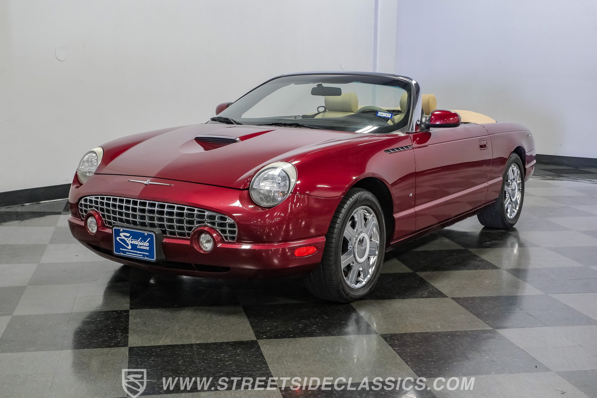 Used 2004 Ford Thunderbird RWD image 18