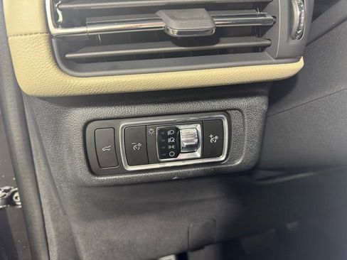 New 2026 Lincoln Corsair Reserve image 23