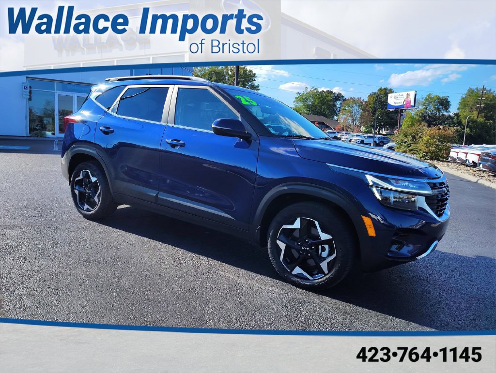 Certified 2025 Kia Seltos EX AWD/4WD image 1
