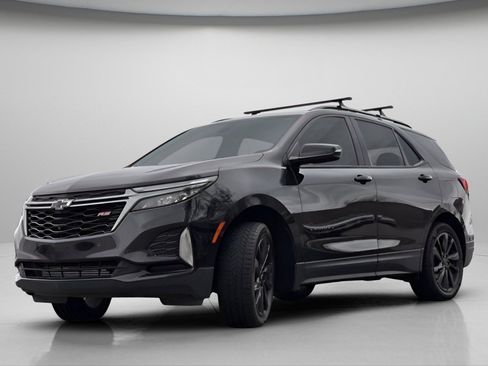 Used 2022 Chevrolet Equinox RS w/ RS Leather Package AWD/4WD image 17