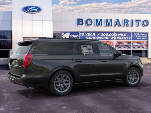 New 2027 Ford Expedition Max Platinum w/ Stealth Appearance Package AWD/4WD image 6