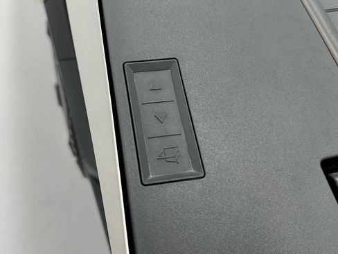 Used 2024 Tesla Cybertruck AWD Crew Cab image 40