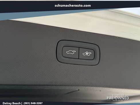 Used 2024 Volvo XC90 B6 Ultimate AWD/4WD image 16