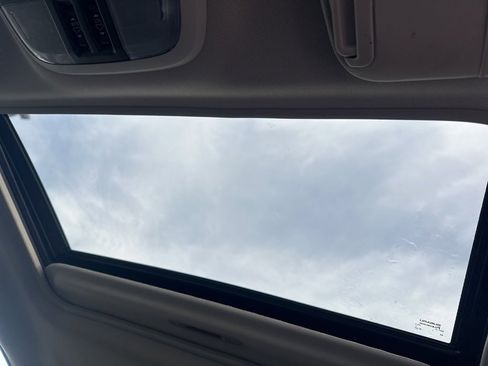 Used 2018 Subaru Impreza 2.0i Limited image 24