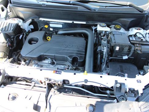Certified 2024 Chevrolet Equinox LT FWD image 41