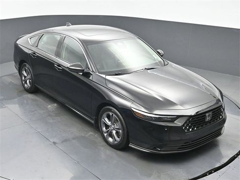 Certified 2024 Honda Accord EX-L image 35