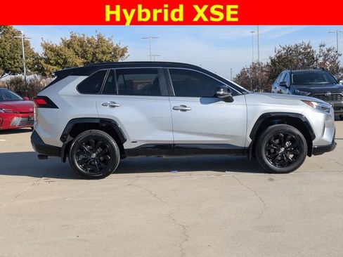 Used 2024 Toyota RAV4 XSE image 4