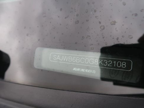 Used 2016 Jaguar F-TYPE S image 45