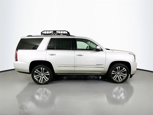 Used 2018 GMC Yukon Denali w/ Denali Ultimate Package image 9