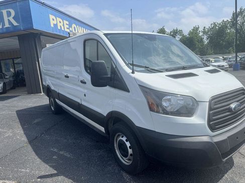 Used 2019 Ford Transit 250 148 Low Roof RWD image 3