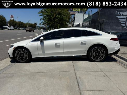 Used 2022 Mercedes-Benz EQS 450+ Sedan image 4