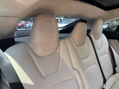 Used 2018 Tesla Model S 100D AWD/4WD image 30