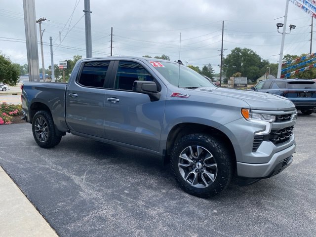 Used 2023 Chevrolet Silverado 1500 RST AWD/4WD image 6
