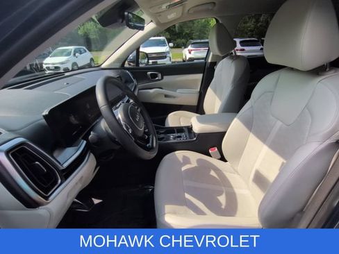 Used 2024 Kia Sorento S AWD/4WD image 20