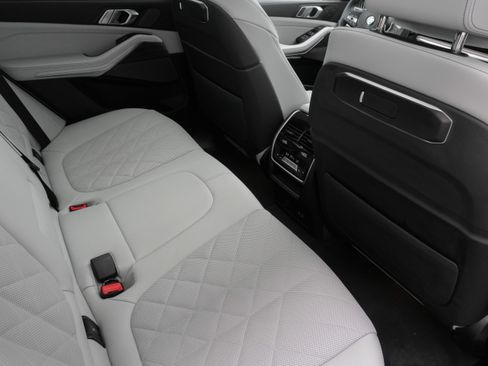 Certified 2026 BMW X5 sDrive40i RWD image 34