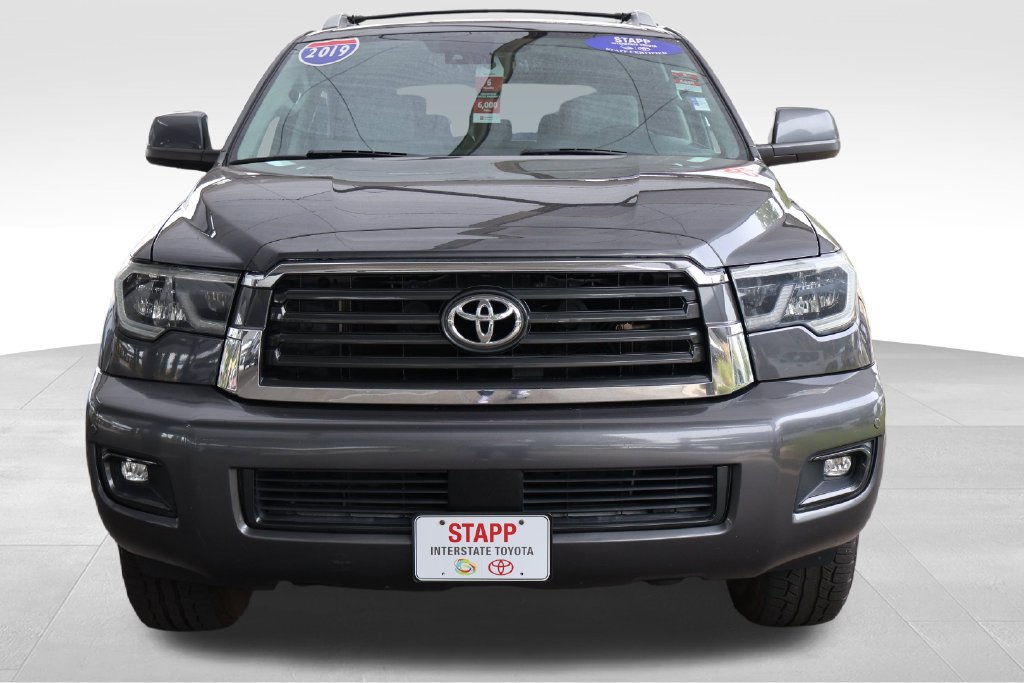 Used 2019 Toyota Sequoia SR5 AWD/4WD image 9