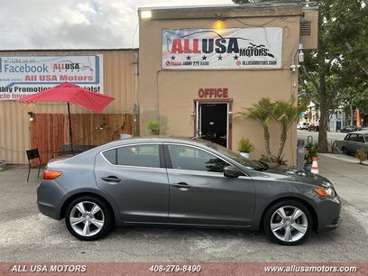 Used 2013 Acura ILX w/ Technology Package