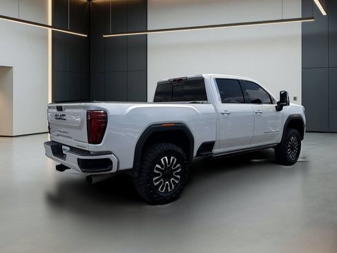 Used 2025 GMC Sierra 2500 Denali Ultimate AWD/4WD image 6