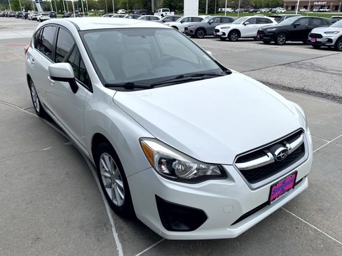 Used 2013 Subaru Impreza 2.0i Premium w/ Popular Pkg 1 AWD/4WD image 4