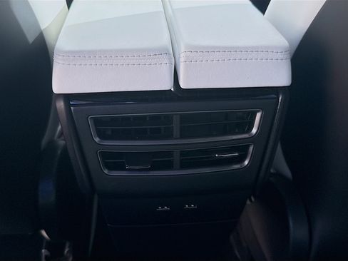 Used 2020 Tesla Model X Long Range image 21