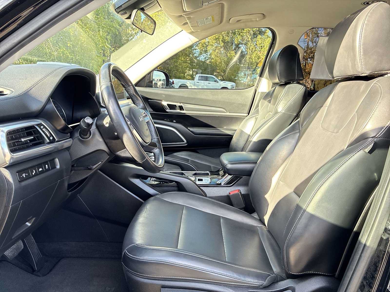 Used 2022 Kia Telluride LX AWD/4WD image 13