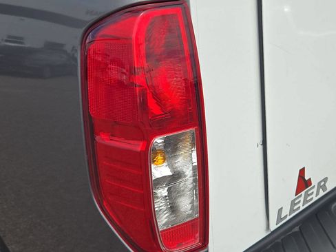 Certified 2021 Nissan Frontier SV RWD image 32
