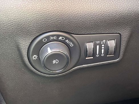 New 2026 Jeep Compass Latitude AWD/4WD image 12