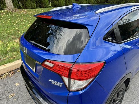 Used 2021 Honda HR-V Sport image 54