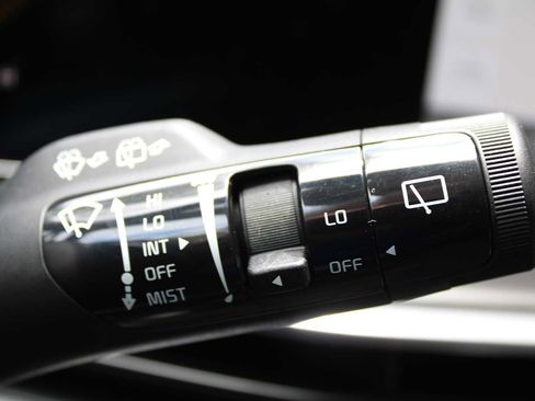 New 2025 Kia Sorento EX w/ EX Panoramic Sunroof Package image 30