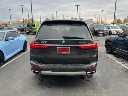 Used 2022 BMW X7 xDrive40i w/ Premium Package image 4