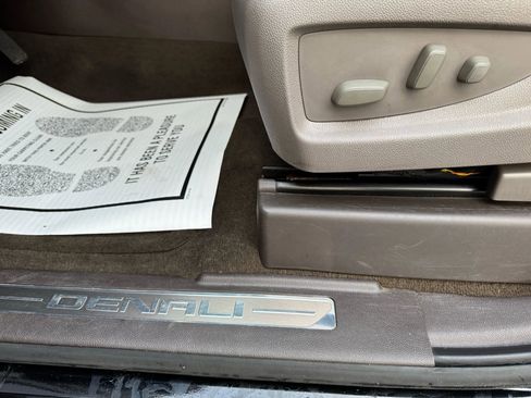 Used 2016 GMC Yukon Denali w/ Open Road Package image 12