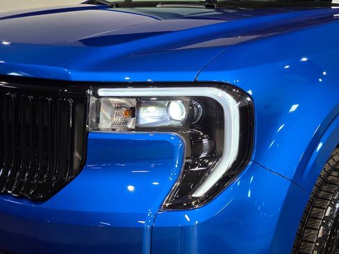 New 2025 Ford Maverick Lobo image 11