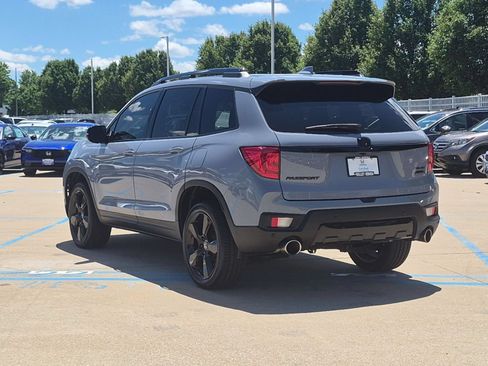 Used 2022 Honda Passport Elite image 8