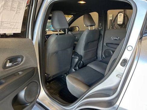 Used 2019 Honda HR-V Sport image 21