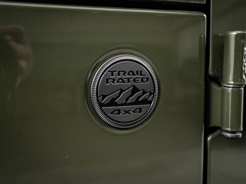 Used 2024 Jeep Wrangler Sport S image 9