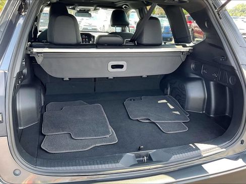 Certified 2025 Subaru Forester Sport AWD/4WD image 31