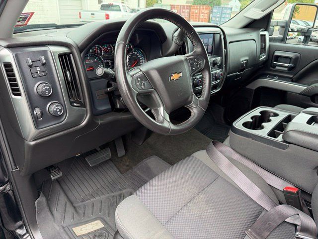 Used 2018 Chevrolet Silverado 1500 LT w/ All Star Edition AWD/4WD image 26