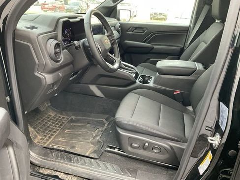 Used 2026 Chevrolet Colorado W/T w/ Advanced Trailering Package AWD/4WD image 26