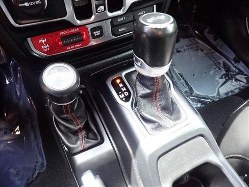 Used 2020 Jeep Wrangler Unlimited Rubicon AWD/4WD image 16