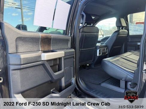 Used 2022 Ford F250 Lariat w/ Tremor Off-Road Package image 29