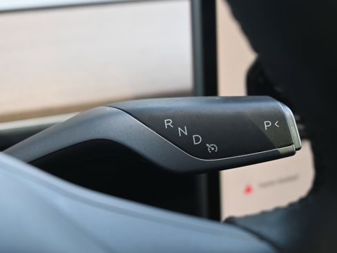 Used 2023 Tesla Model Y image 21