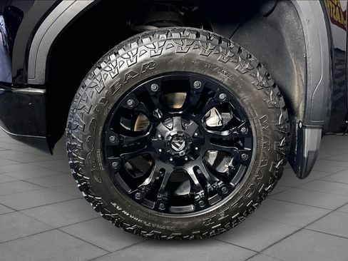 Used 2021 GMC Sierra 1500 AT4 w/ AT4 Value Package image 10