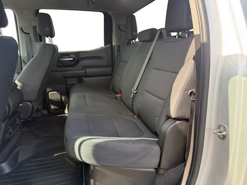 Used 2020 Chevrolet Silverado 1500 Custom w/ Custom Value Package image 16