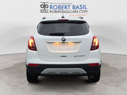 Used 2020 Buick Encore Preferred image 4