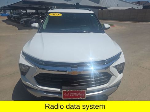 Used 2025 Chevrolet TrailBlazer LT AWD/4WD image 10